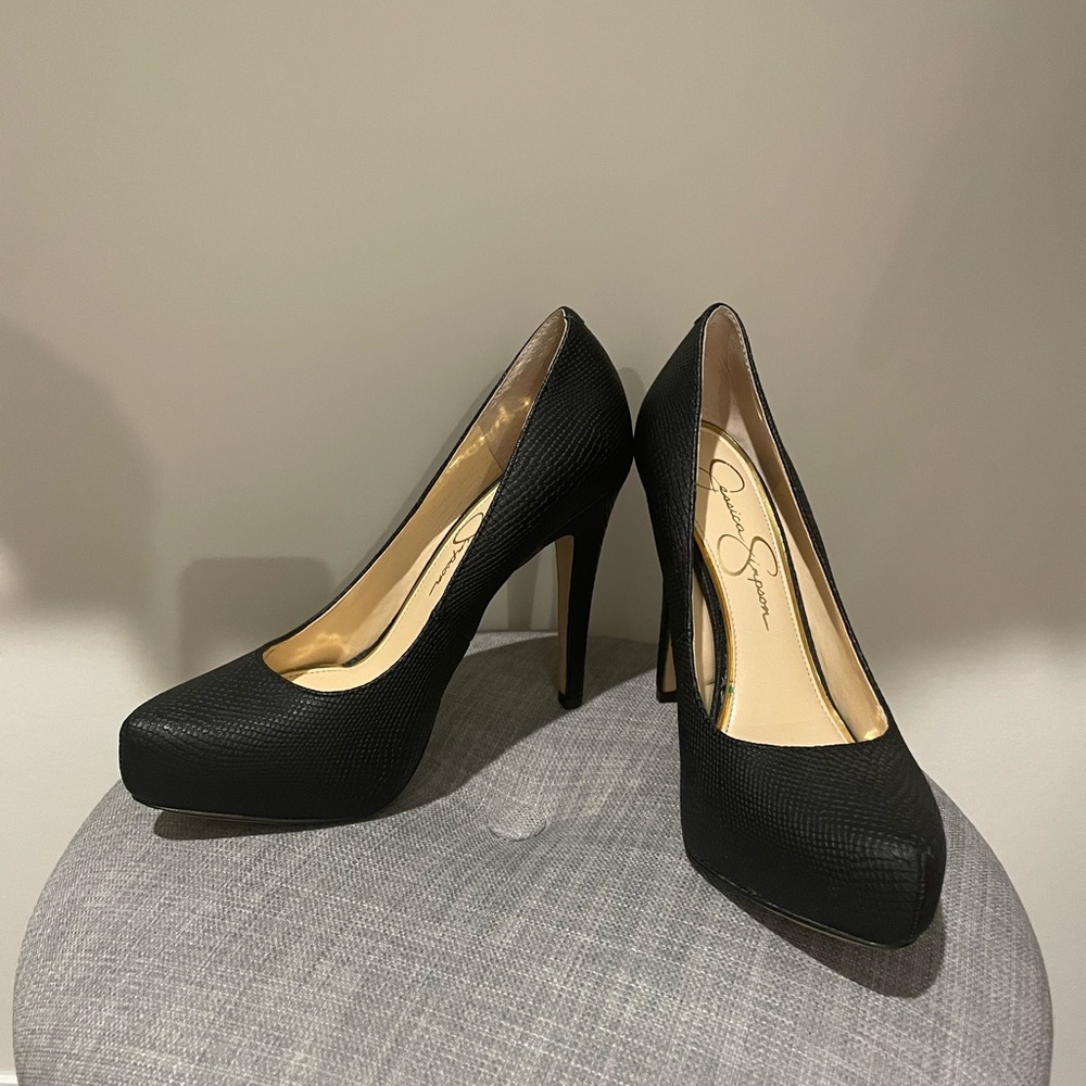 Jessica Simpson heels